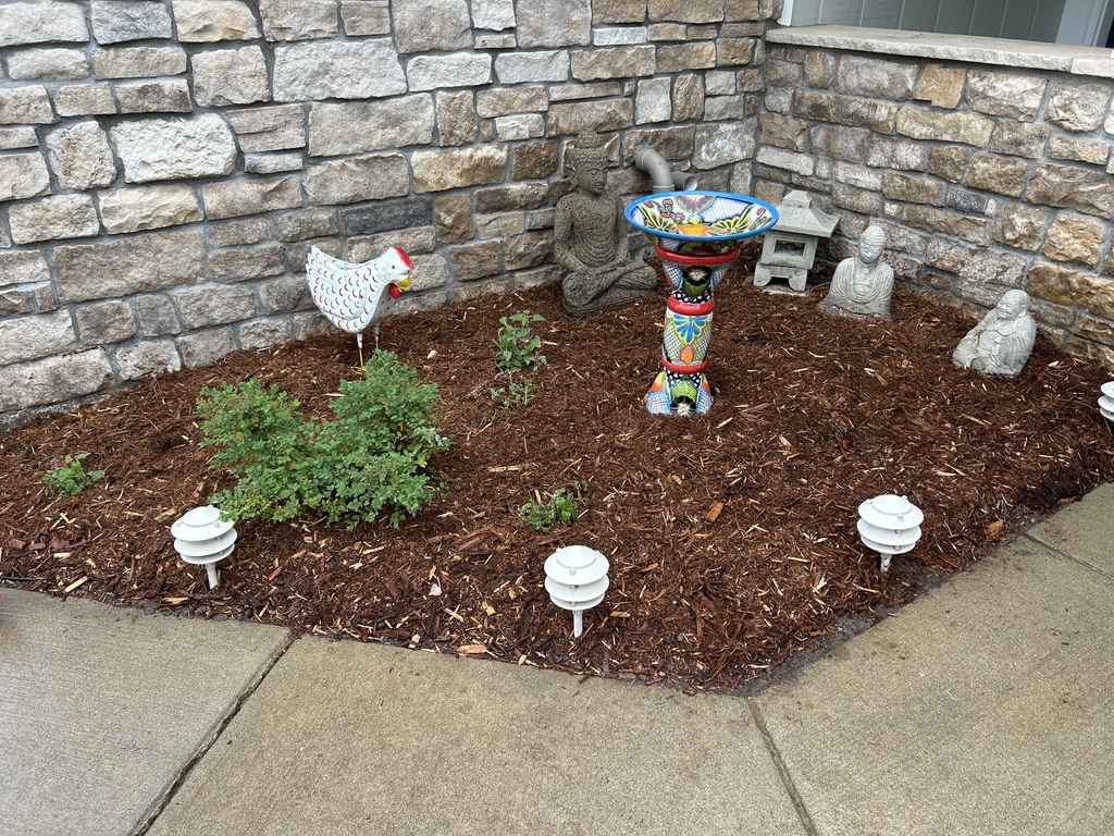 Mulch detail around plantings